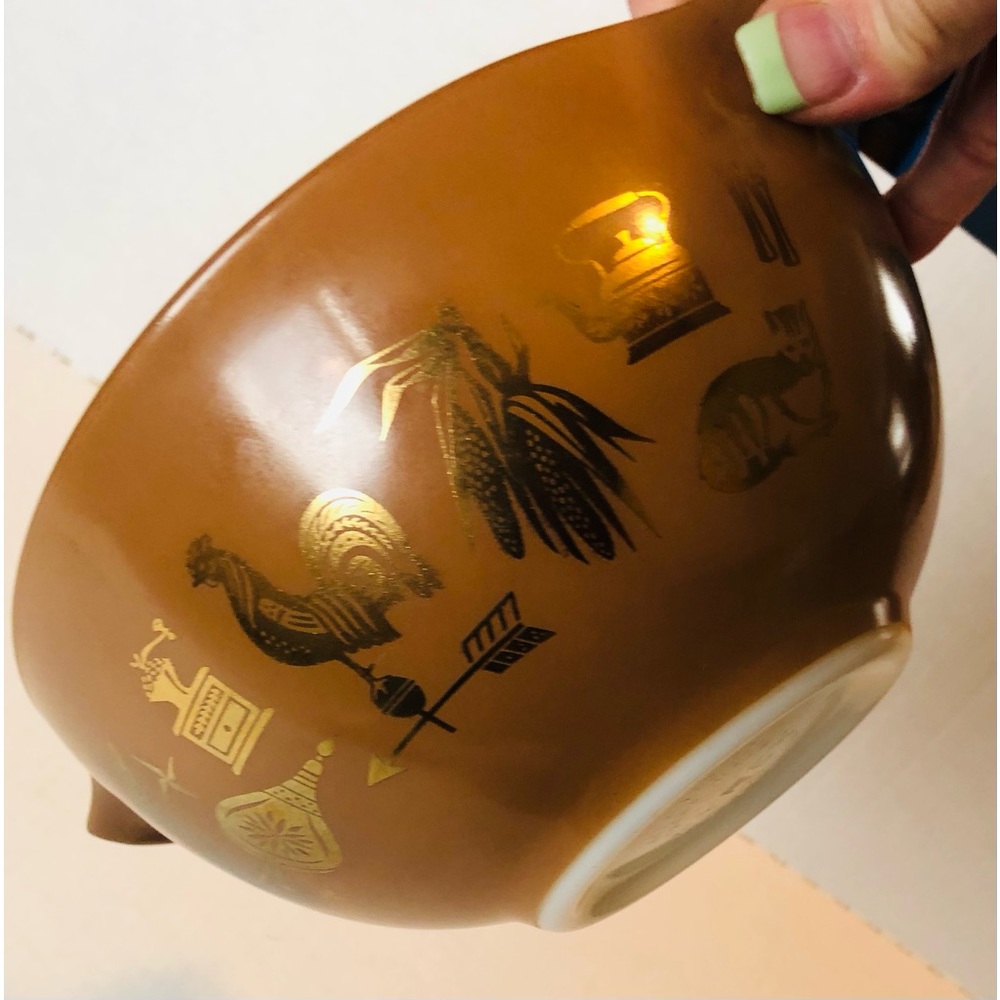 Vintage Pyrex Early Americana Cinderella Bowl 442 1 1/2 qt